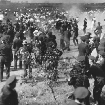 Buried Footage Helped Chicago Police Get Away With Killing 10 Labor Activists in 1937